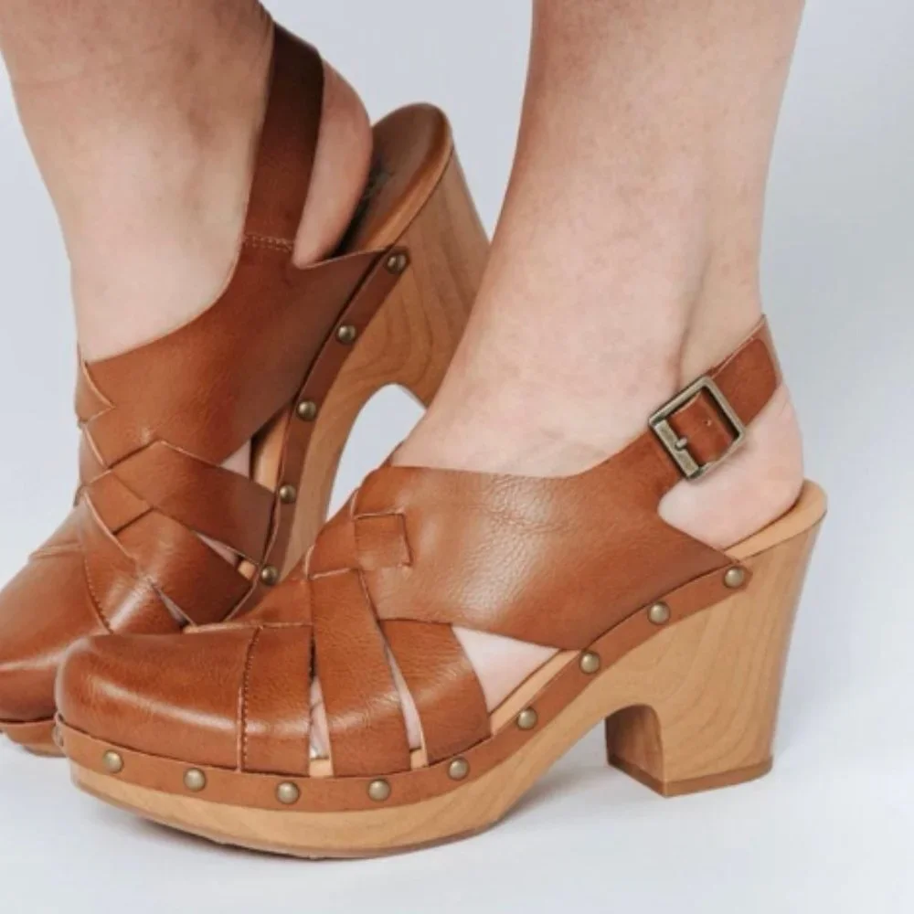 KORKS By Kors ease Wynne Comfort Clogs Shoes Leather Wedge Tan Platform Clogs 7